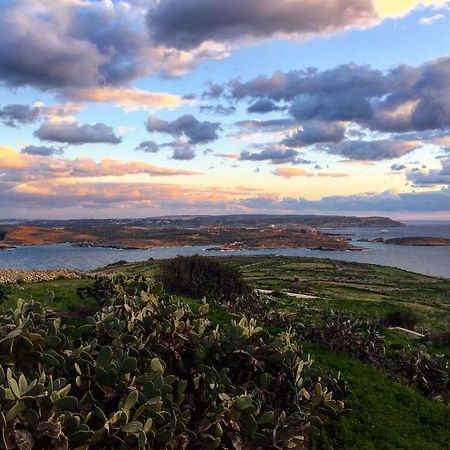 فندق Qalaفي  Ta'Kemmuna المظهر الخارجي الصورة